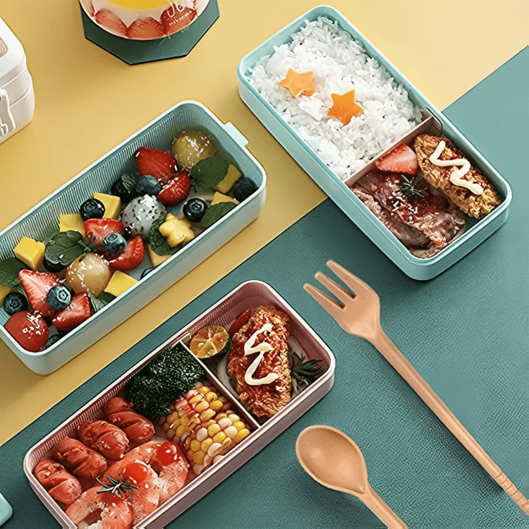3-in-1 Compartment Containers With Spoons