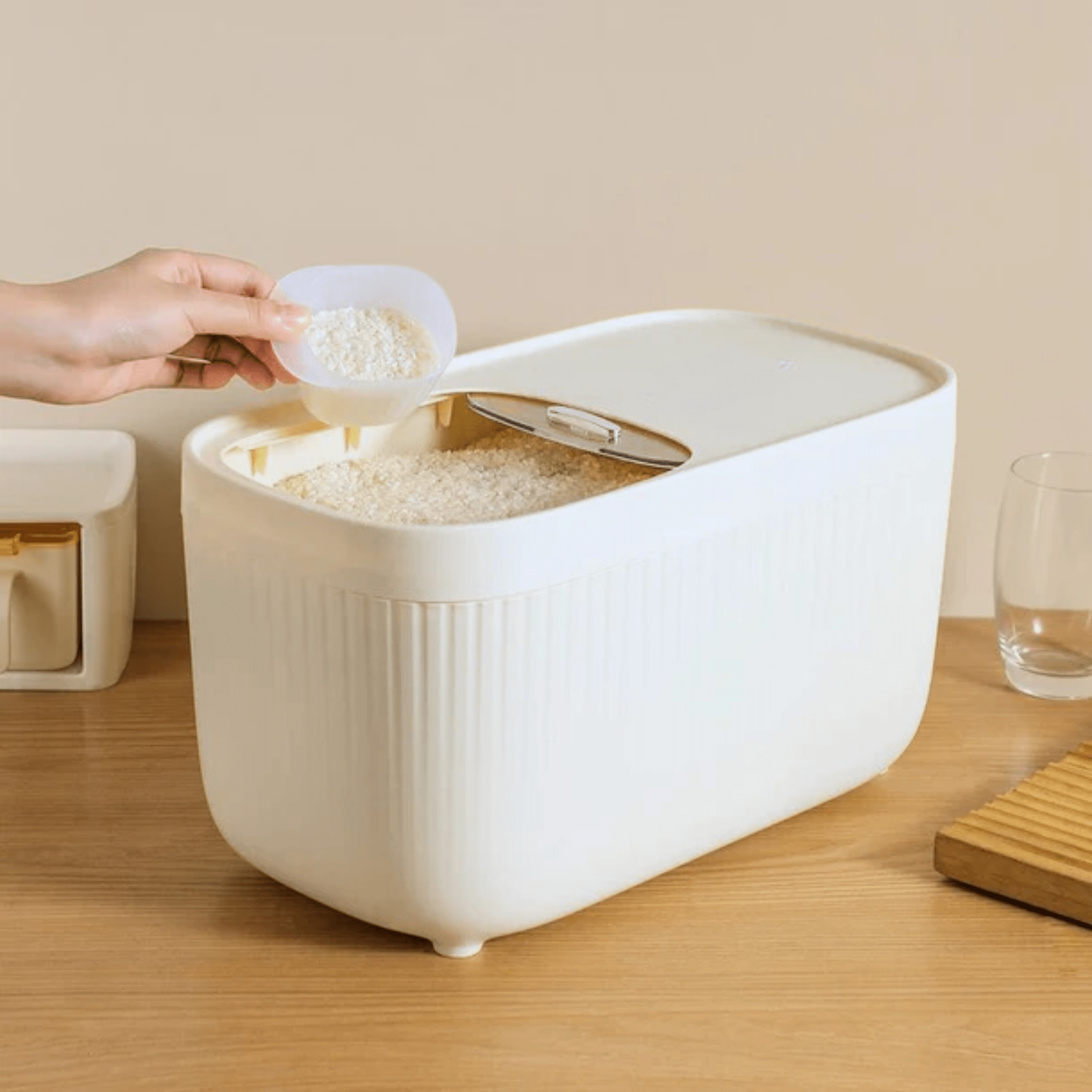 Airtight Large Capacity Rice Storage Container (10KG)
