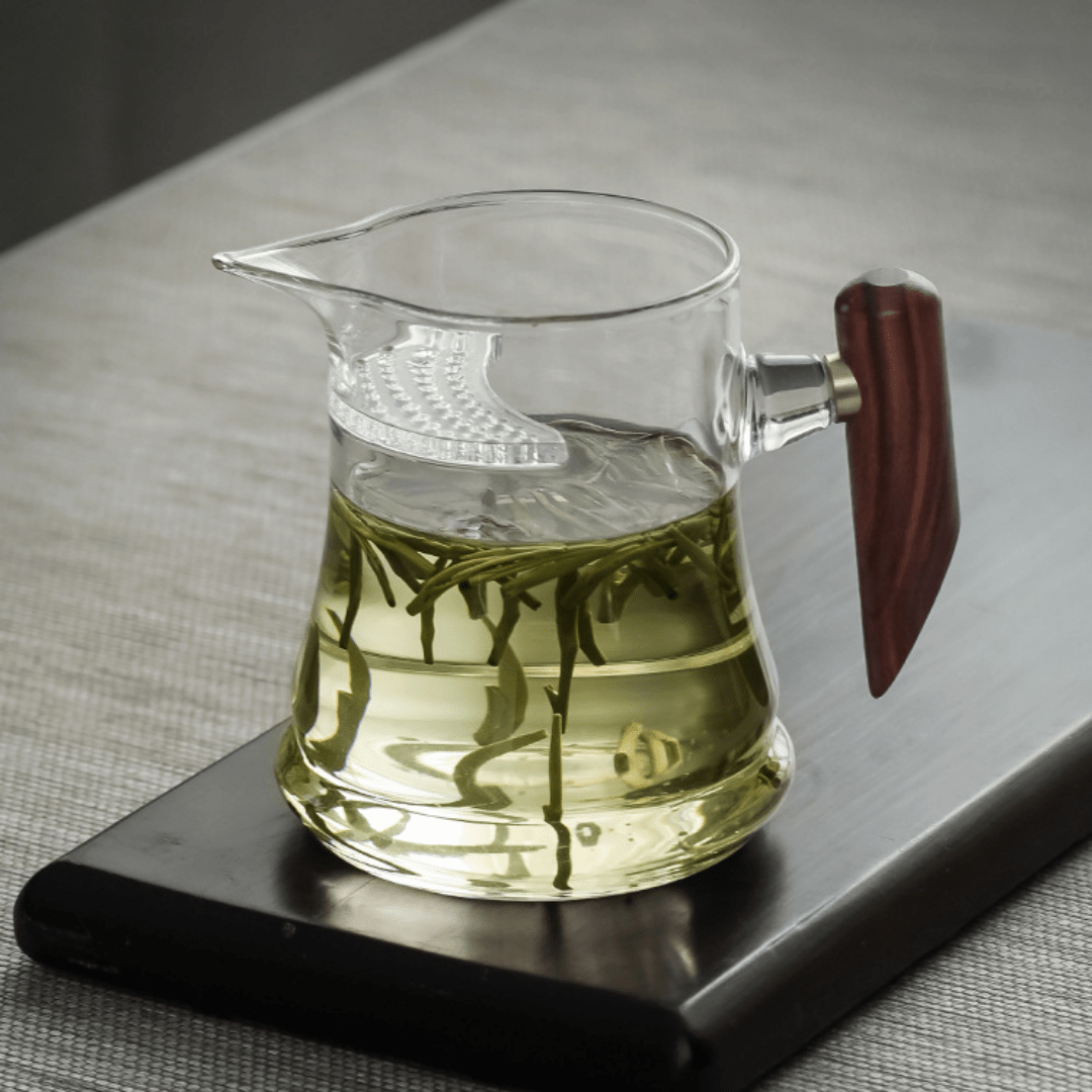 Borosilicate Glass Crescent Filter Cup with Wooden Handle(360ml)