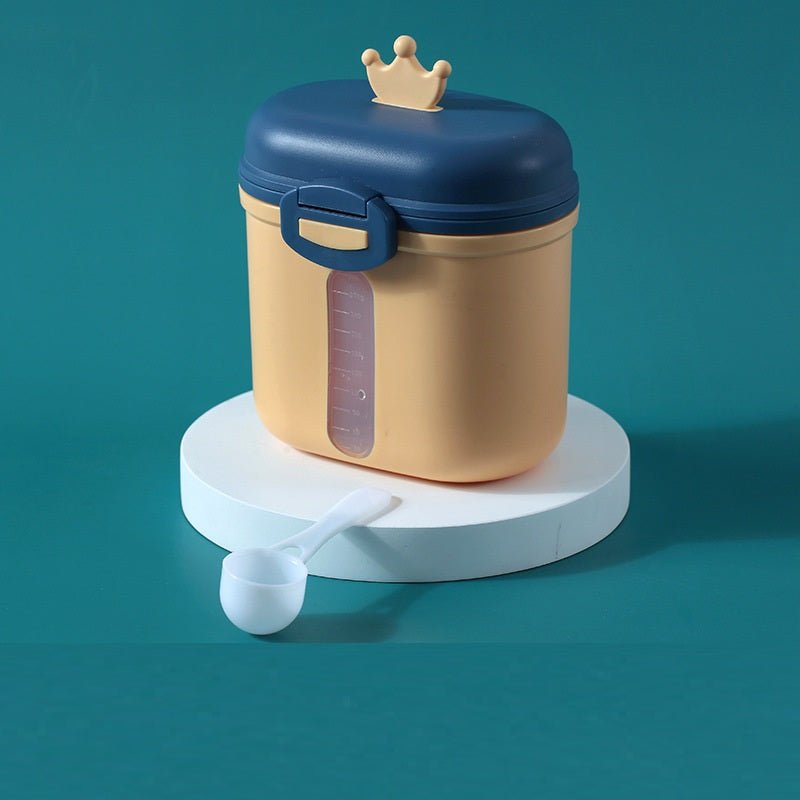 Baby Milk Powder BPA-Free Storage Container with Crown Lid