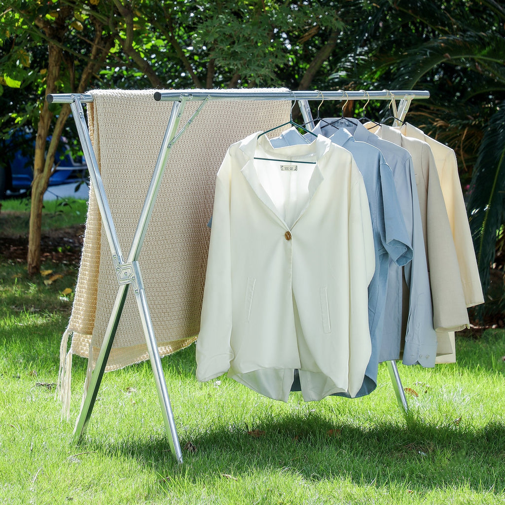 Versatile Indoor/Outdoor Clothes Drying Rack